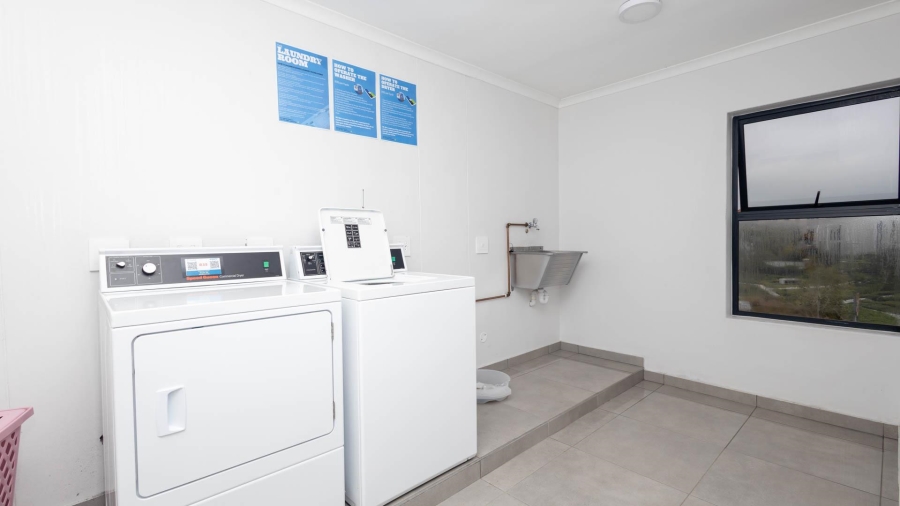 2 Bedroom Property for Sale in Burgundy Estate Western Cape